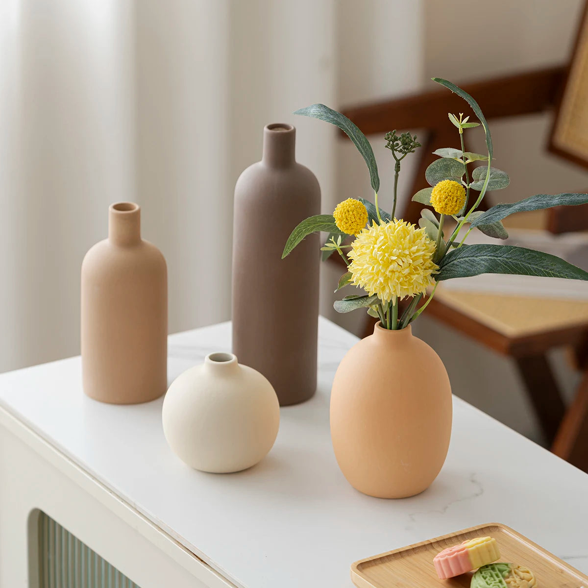 Home Decor Vases for Living Room Bedroom Bathroom Decorative Glass Flower Vase Artificial Faux Rose Flower Home Garden Decor
